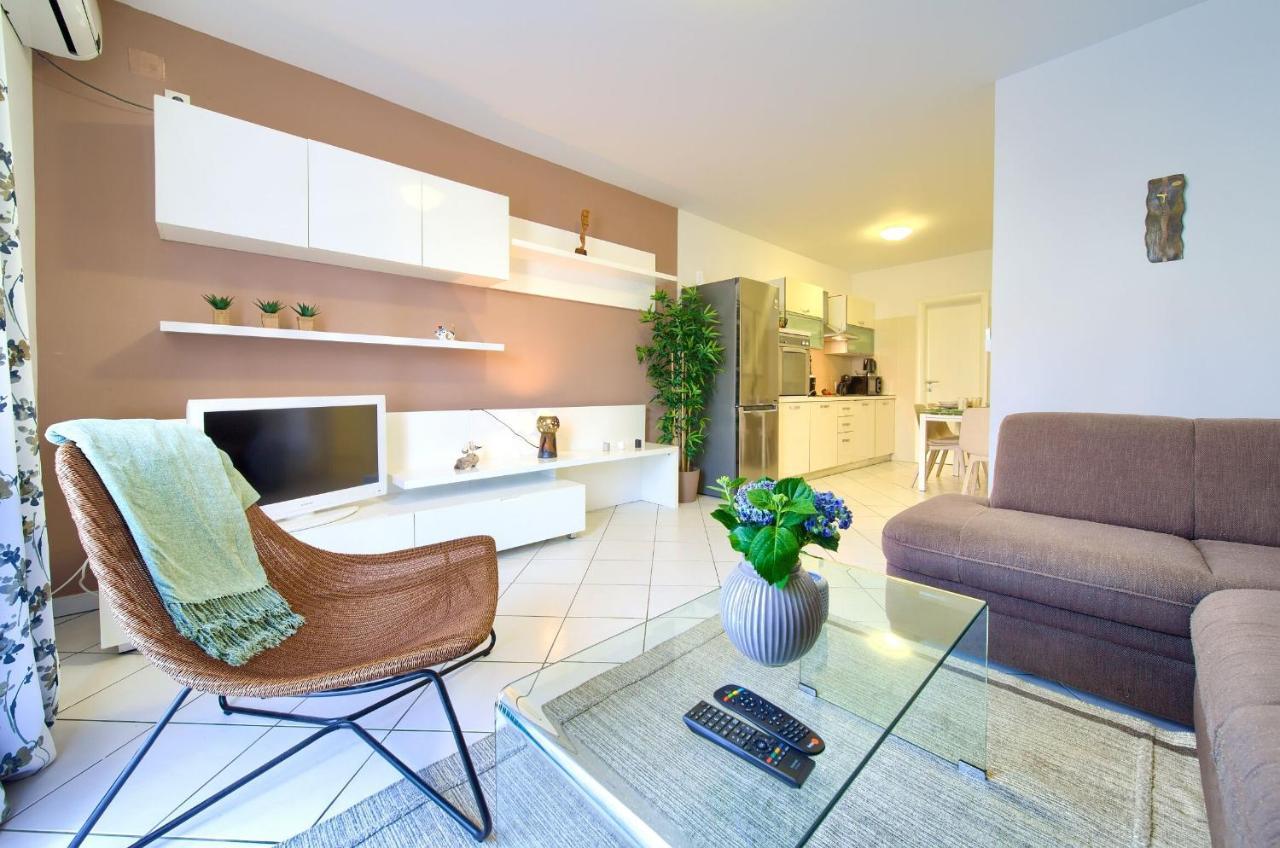 Apartments Aster マリンスカ エクステリア 写真